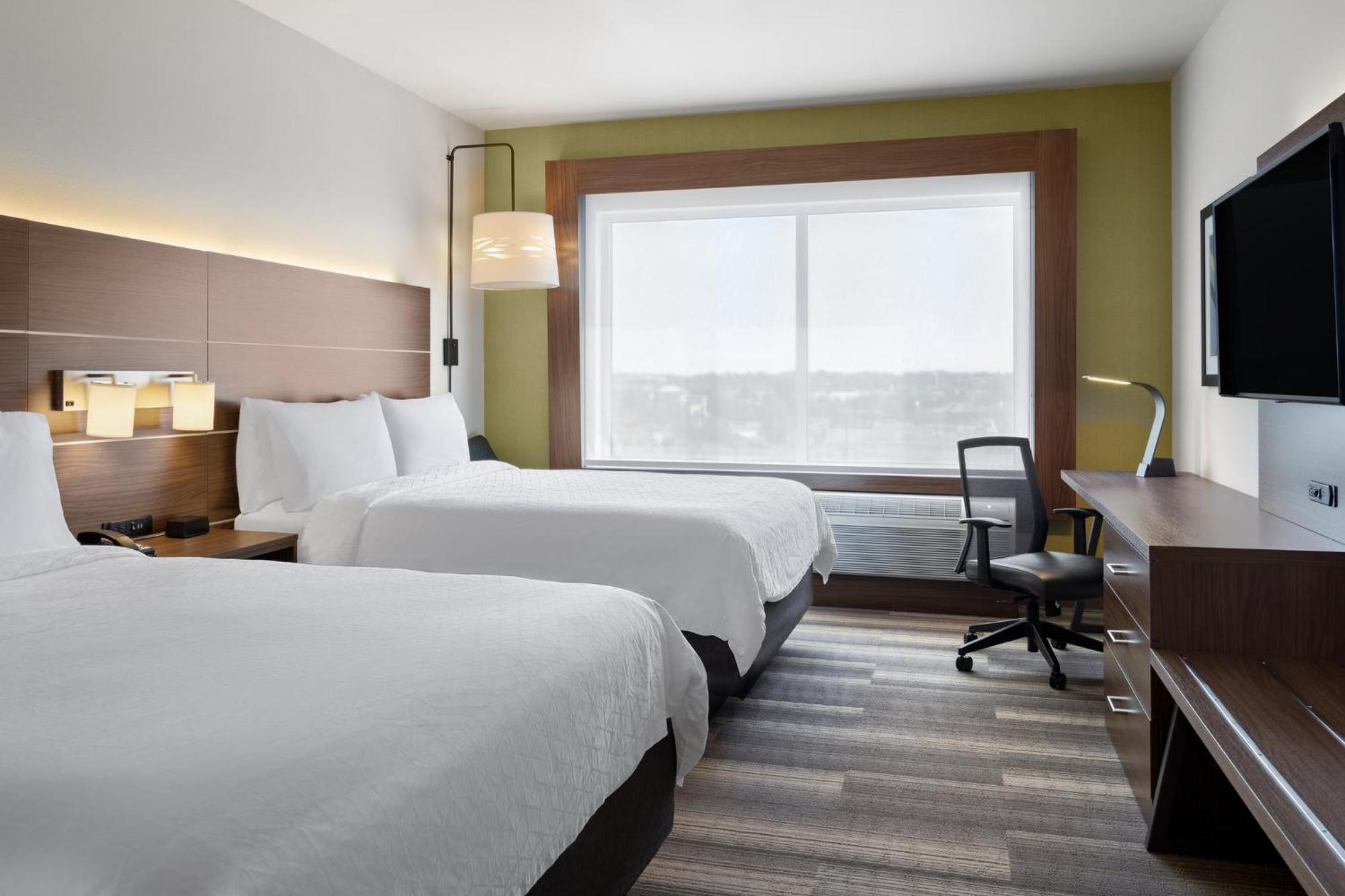 Holiday Inn Express & Suites - Madison West - Middleton By Ihg Экстерьер фото